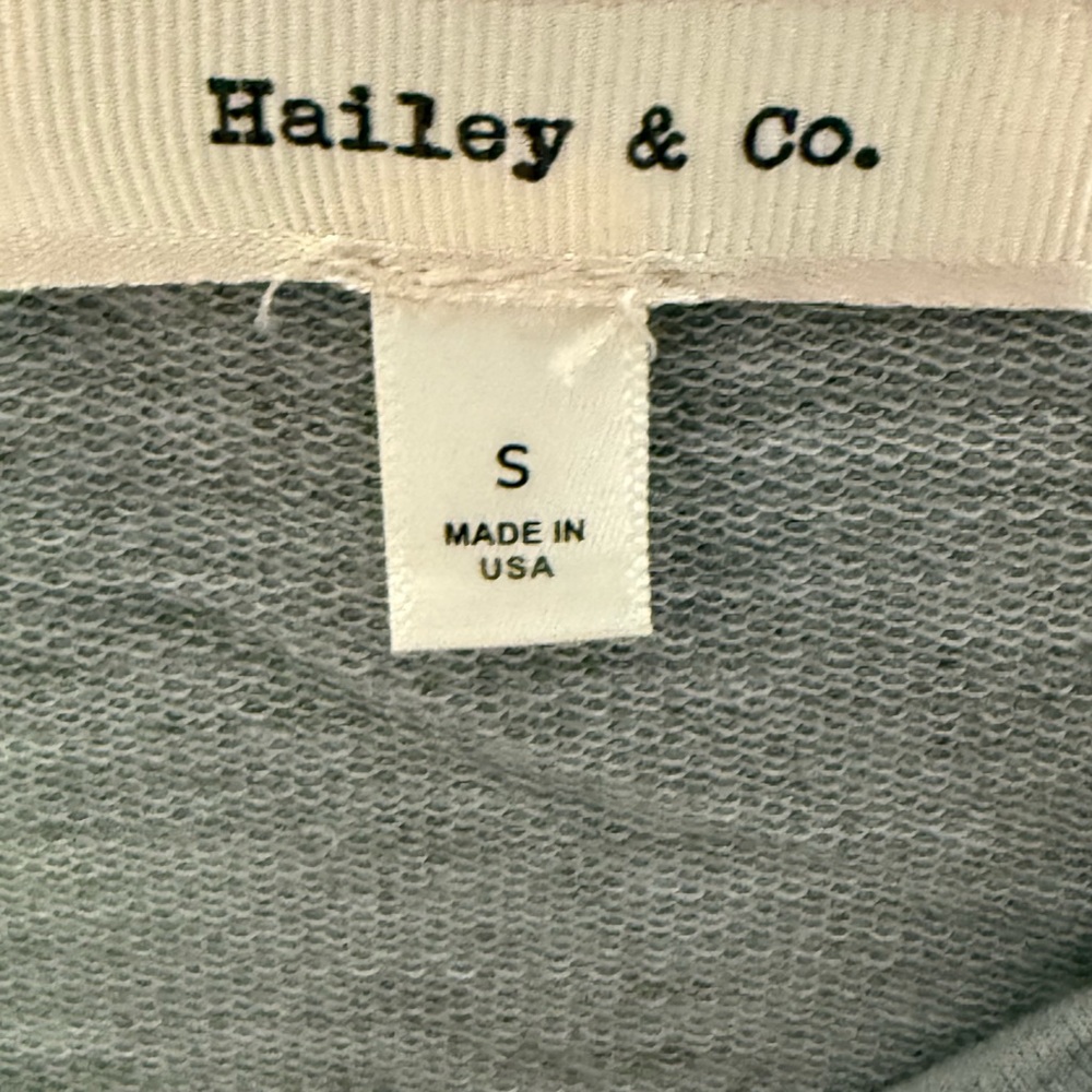Hailey & Co. Gray w/ Navy Blue Velvet Raglan Long Sleeve Baseball Tee Super Soft - Picture 8 of 11